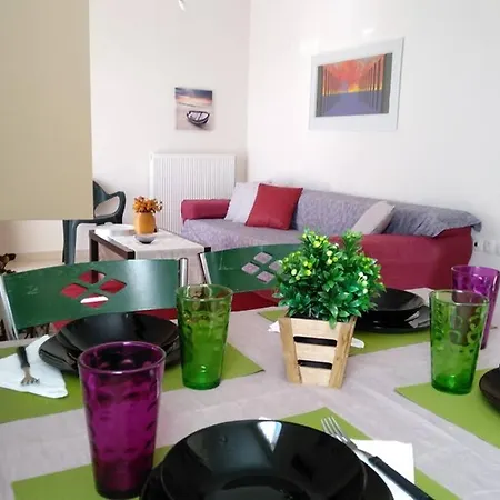 Apartment Two-storey Townhouse 70 M To The Gulf Of Corinth.
