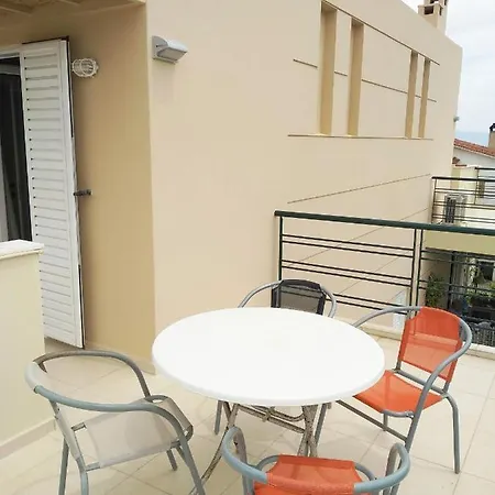 Two-storey Townhouse 70 M To The Gulf Of Corinth. Apartment